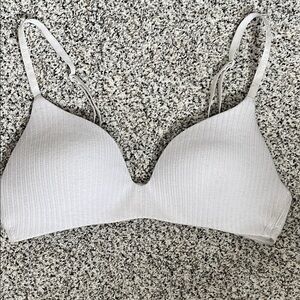 Victoria's Secret white wireless Bra